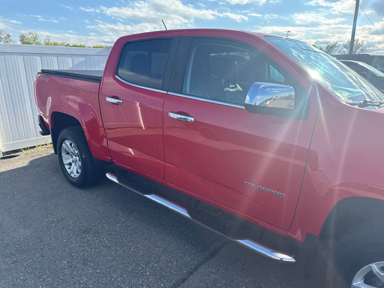 Used 2017 Chevrolet Colorado LT w/ Luxury Package, Chrome AWD/4WD image 9