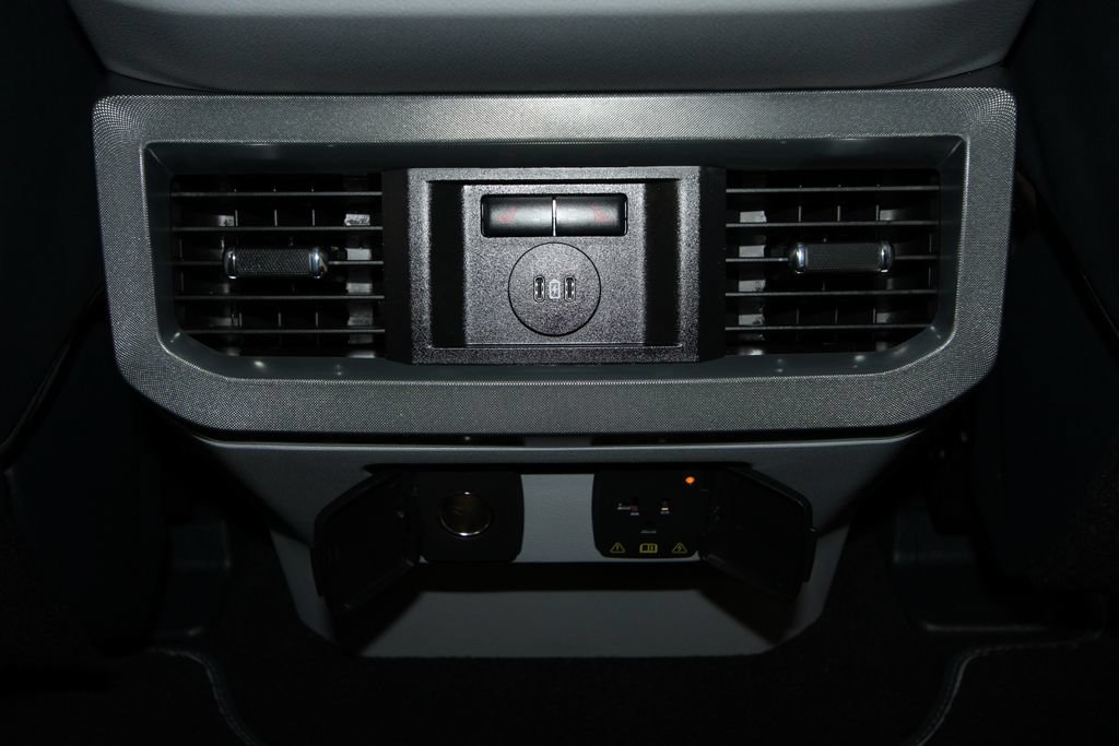 Used 2024 Ford F250 Limited AWD/4WD image 34