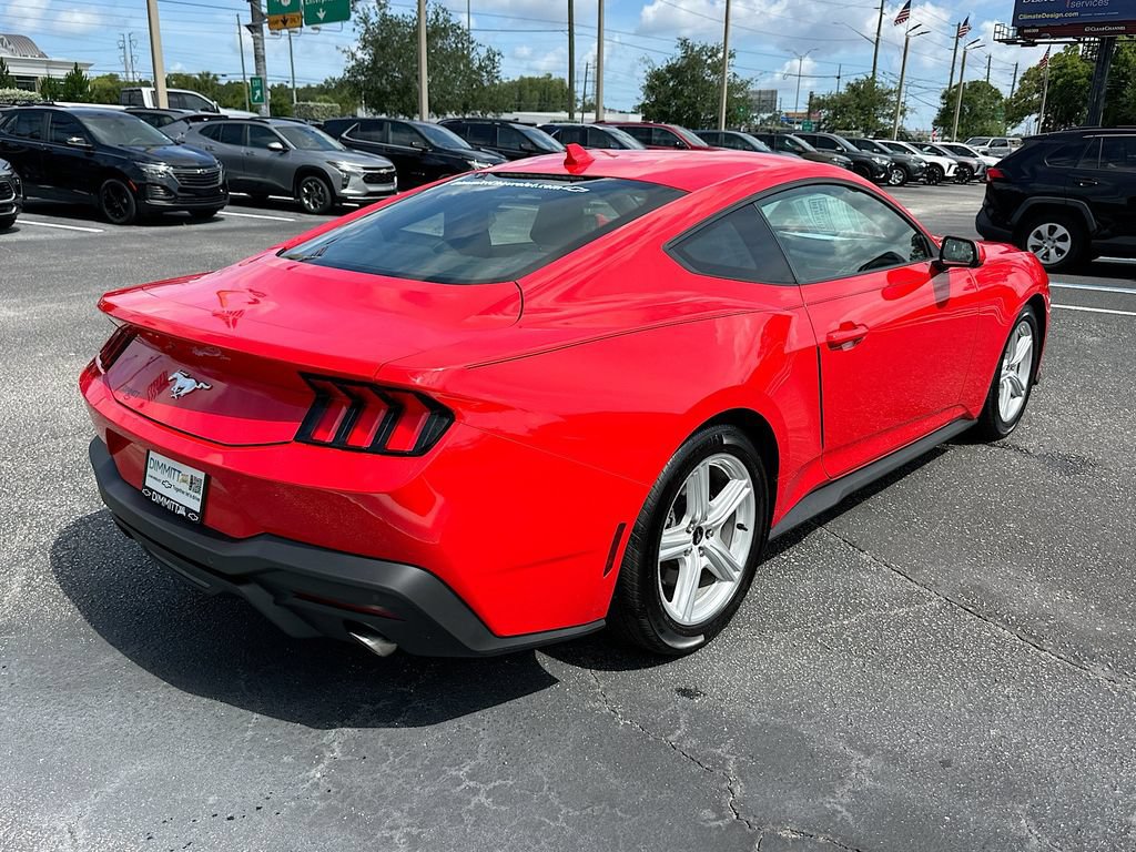 Used 2026 Ford Mustang Premium RWD image 5