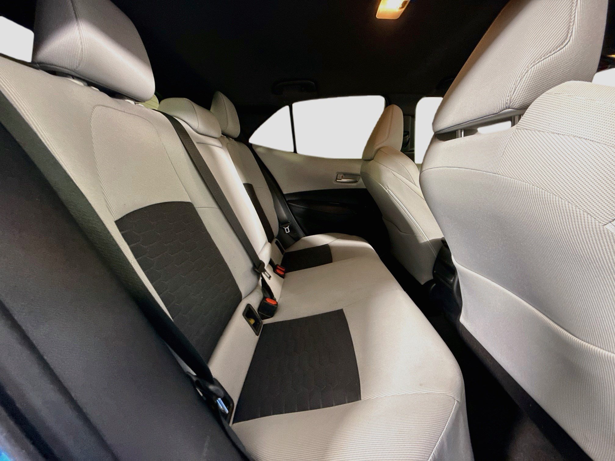 Used 2019 Toyota Corolla SE w/ SE Option Package FWD image 27