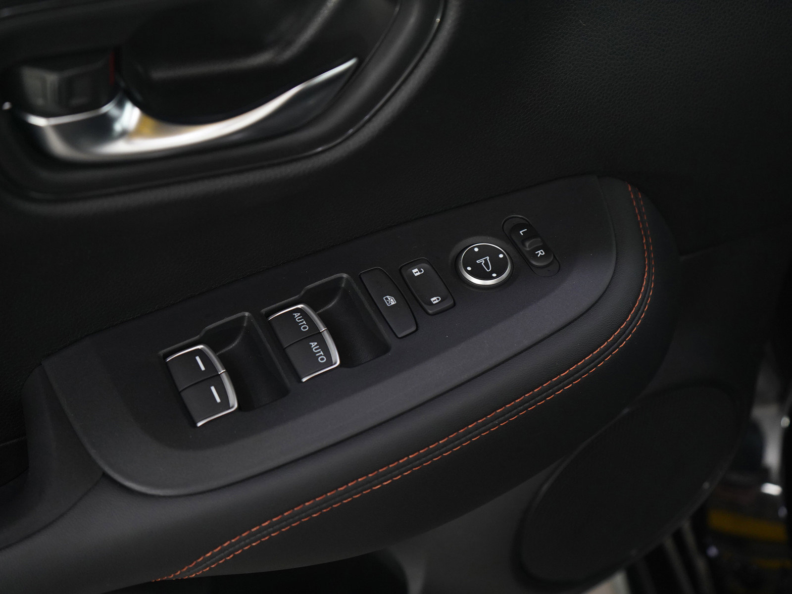 Used 2023 Honda HR-V Sport image 18