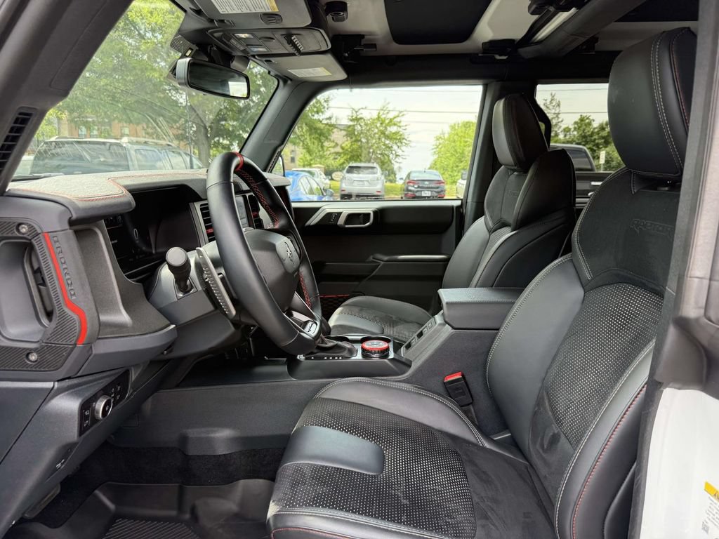 Used 2025 Ford Bronco Raptor AWD/4WD image 13