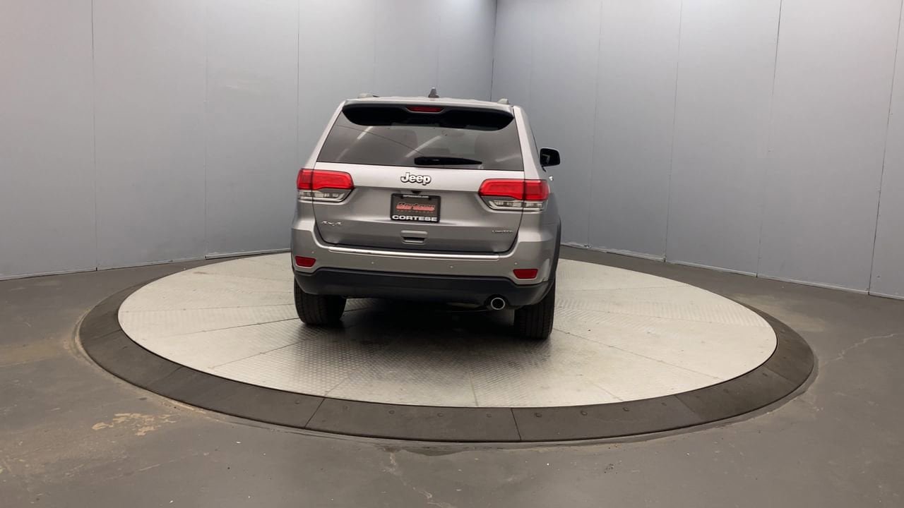 Used 2018 Jeep Grand Cherokee Limited AWD/4WD image 4