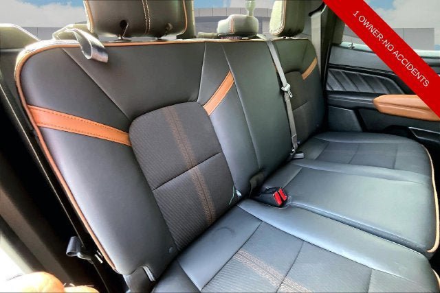 Used 2023 GMC Canyon AT4 w/ Technology Package AWD/4WD image 27