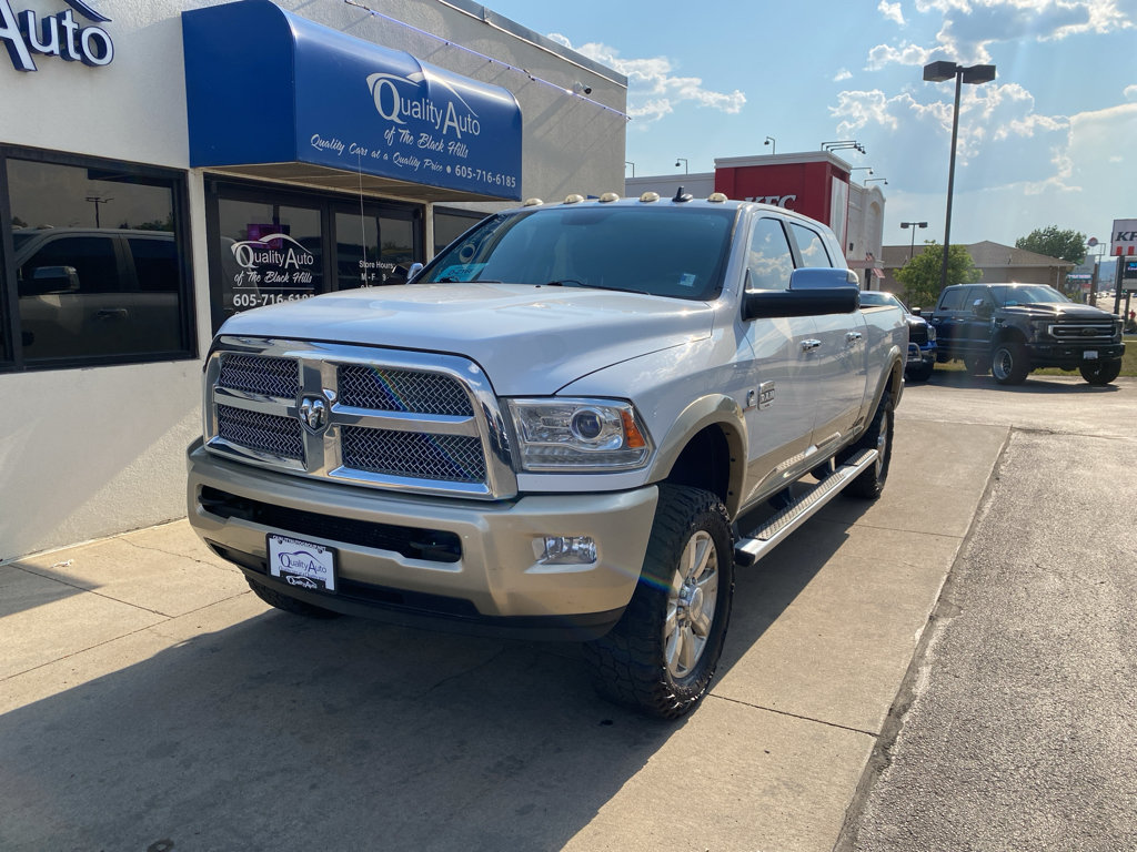 Used 2015 RAM 3500 Laramie Longhorn AWD/4WD image 2