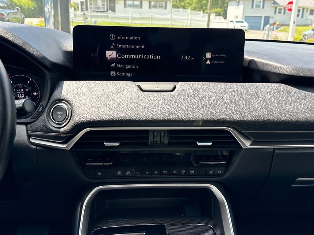 Certified 2025 MAZDA CX-90 Plug-In Hybrid w/ Preferred AWD/4WD image 18