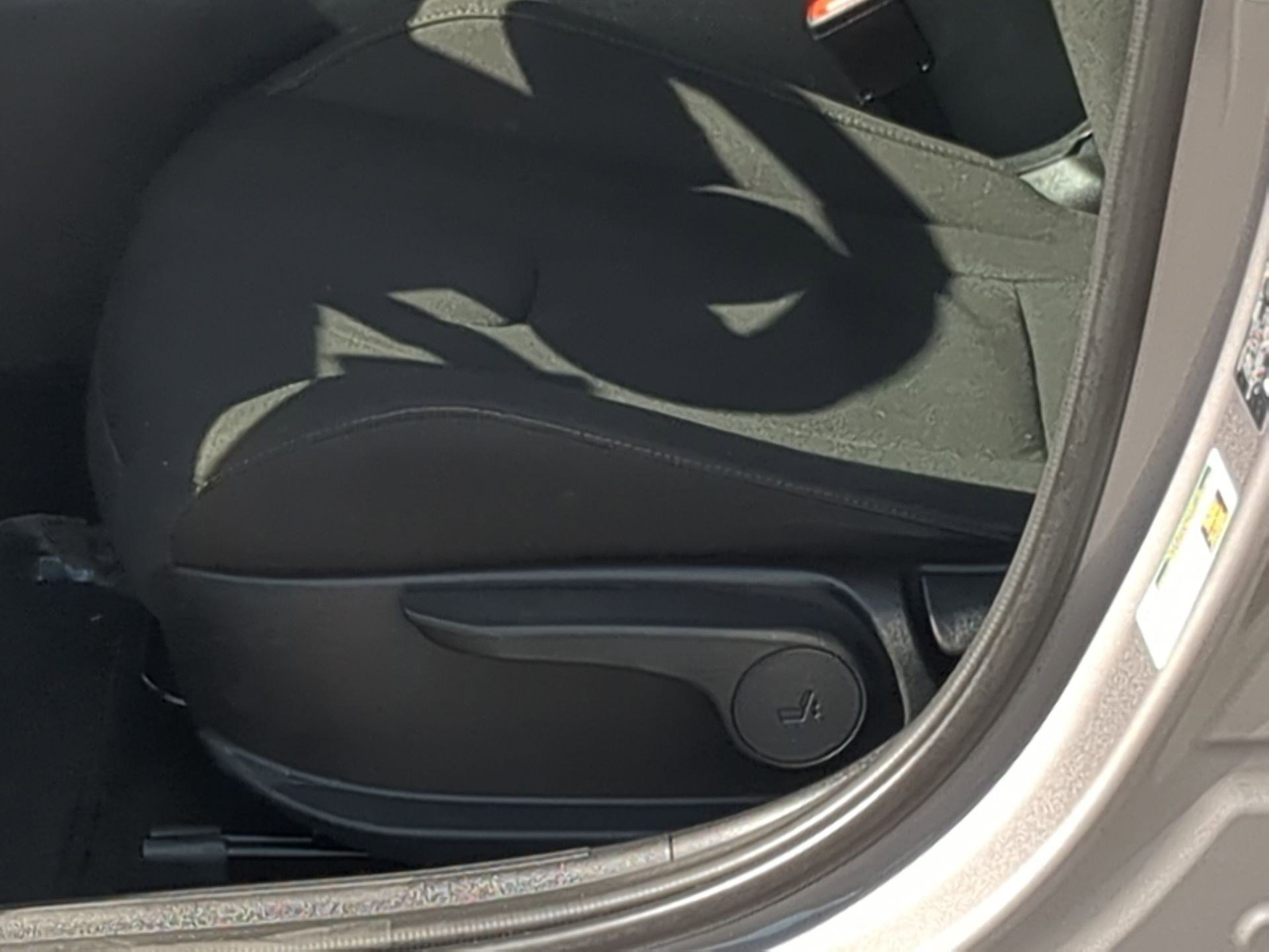 Used 2023 Hyundai Elantra SEL w/ Convenience Package image 13