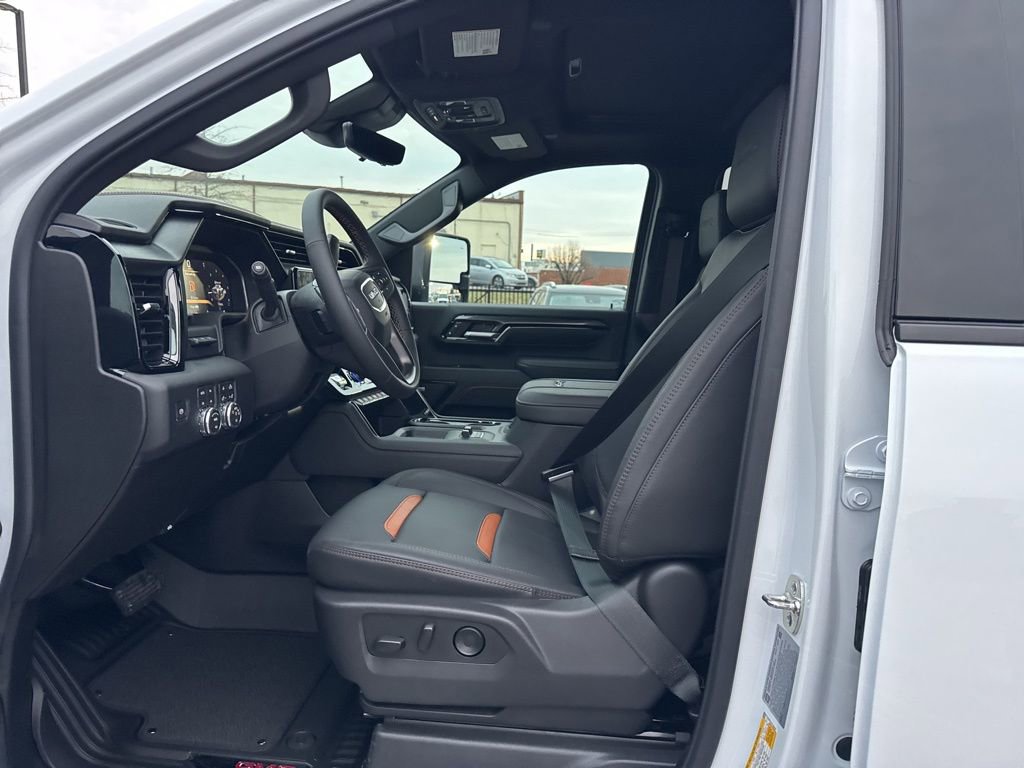 New 2026 GMC Sierra 2500 AT4 w/ AT4 Premium Plus Package image 18