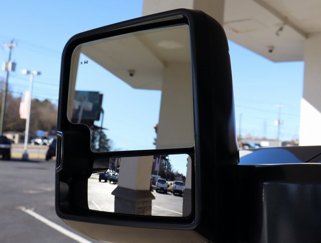 Used 2020 GMC Sierra 3500 Denali w/ Denali Ultimate Package image 17