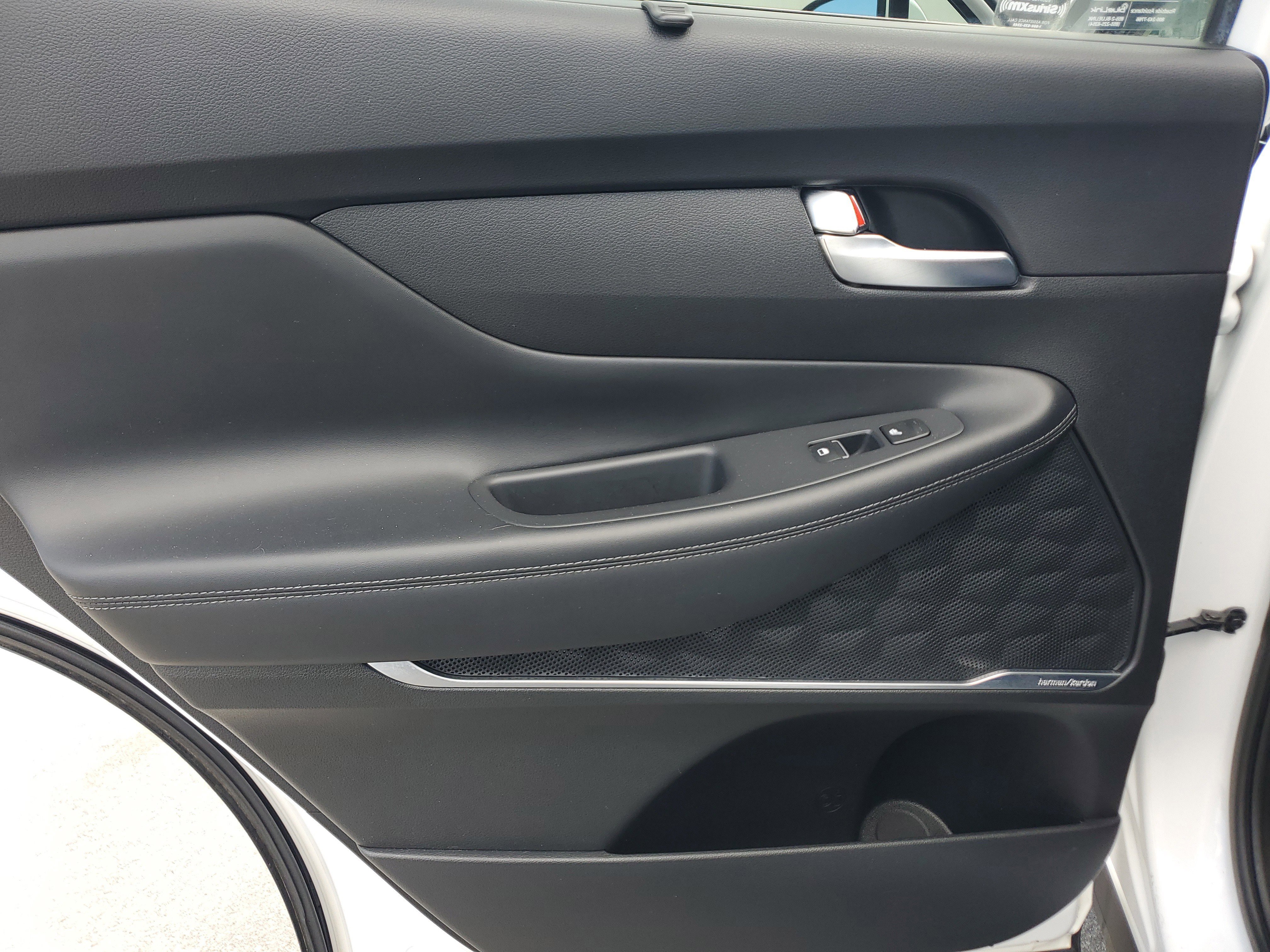 Used 2021 Hyundai Santa Fe Limited w/ Cargo Package image 28