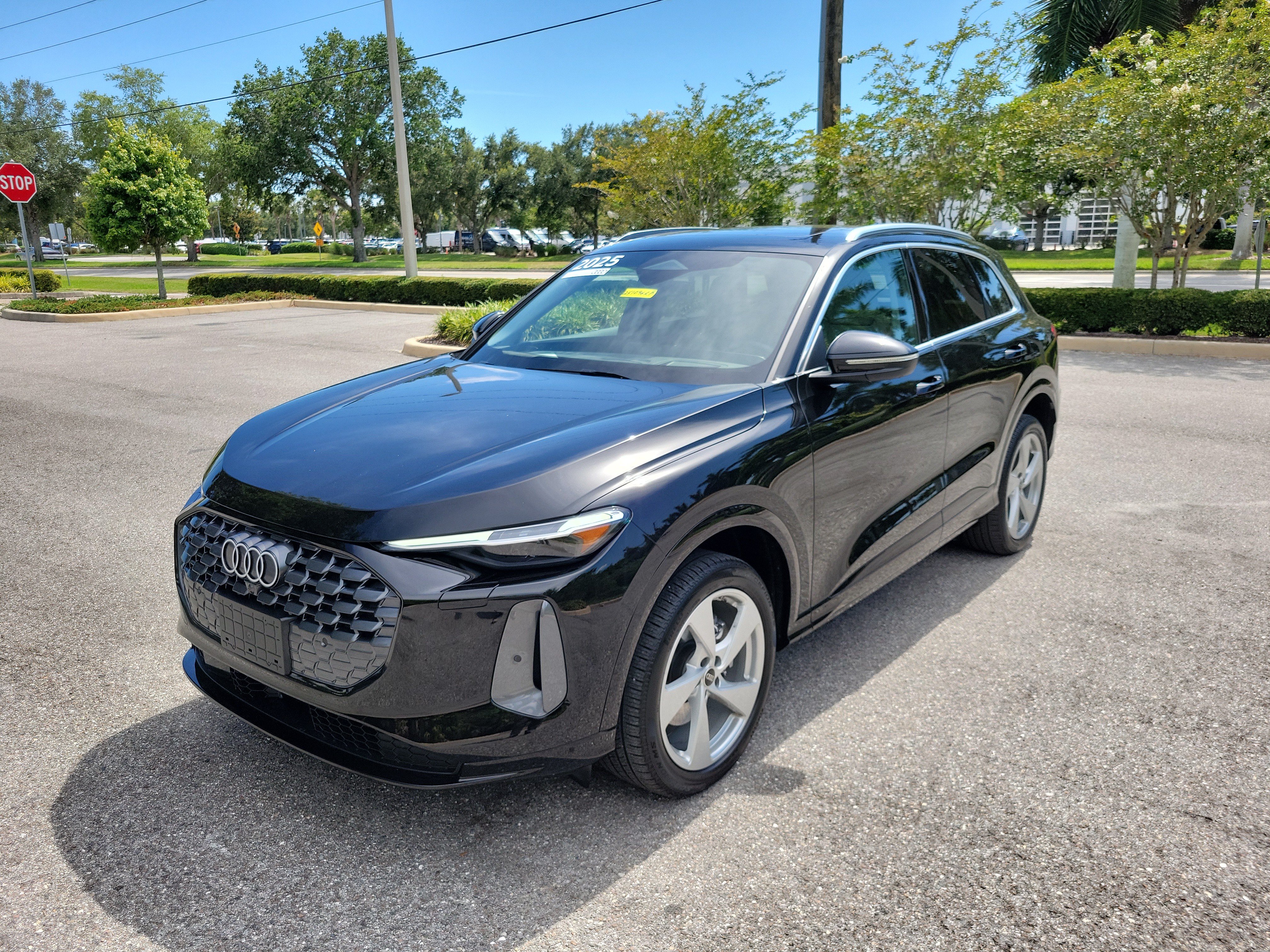 Certified 2025 Audi Q5 Premium w/ Premium Plus AWD/4WD image 8