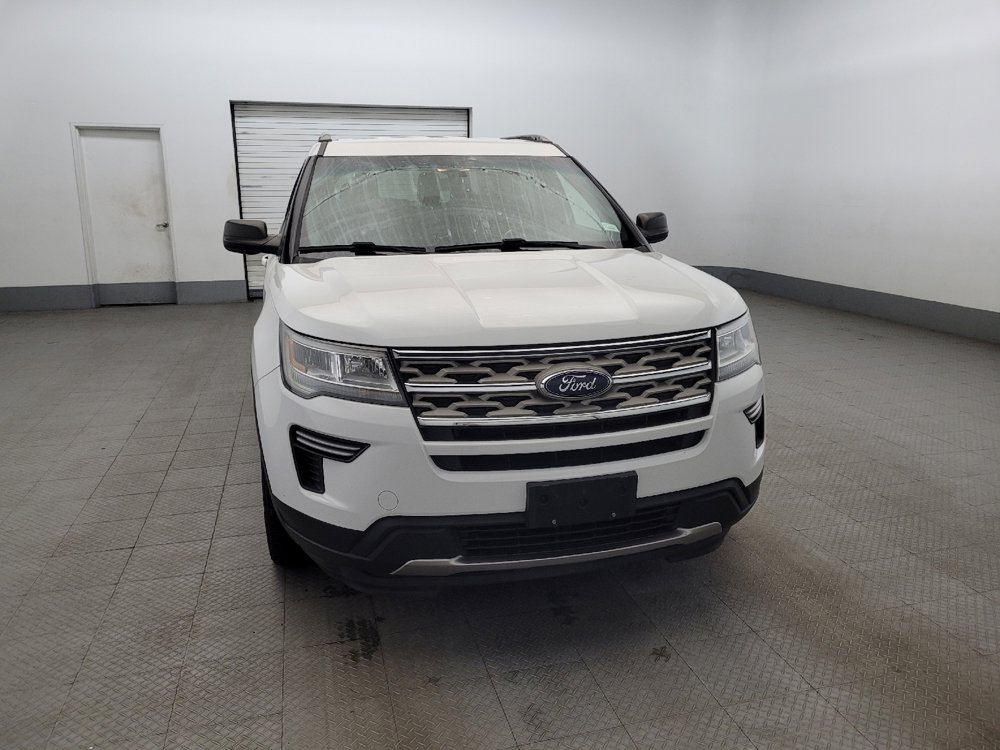 Used 2018 Ford Explorer XLT image 14