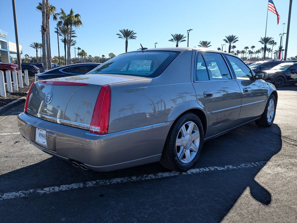 Used 2007 Cadillac DTS Luxury I image 4