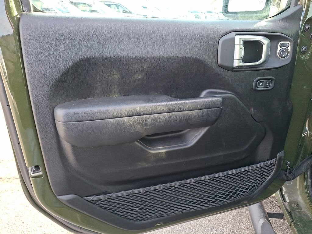 Used 2022 Jeep Wrangler Unlimited Sport image 14