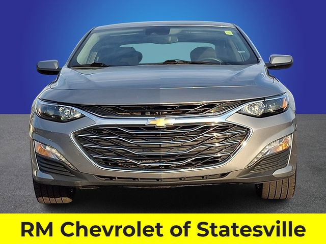 Used 2024 Chevrolet Malibu LT image 2