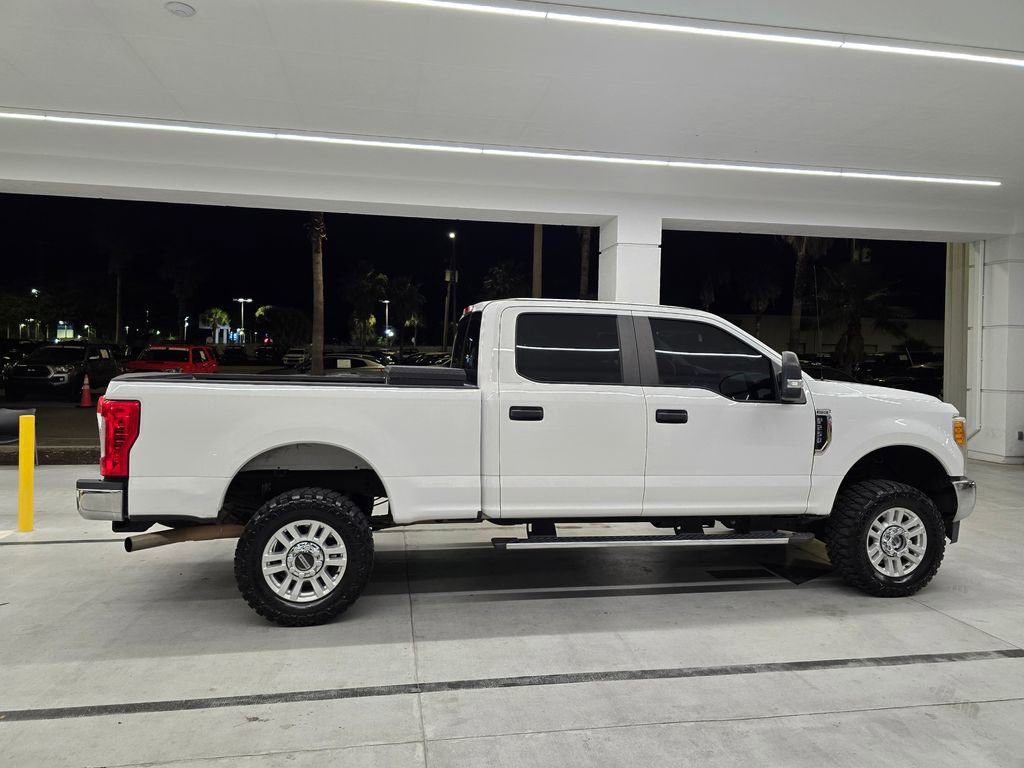 Used 2017 Ford F250 XL w/ STX Appearance Package image 8