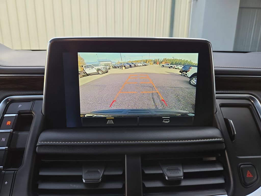 Used 2024 Chevrolet Suburban Premier image 25