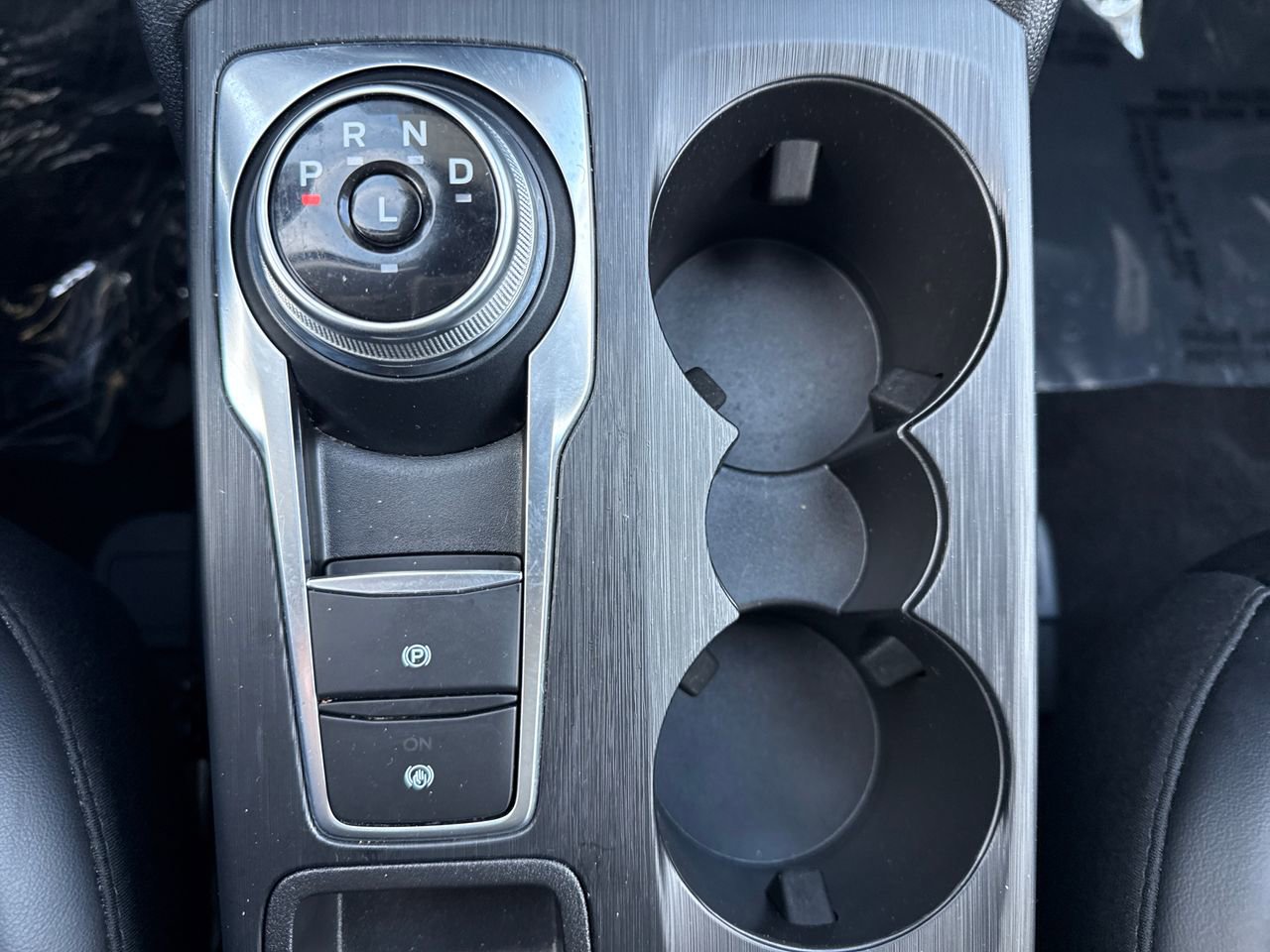 Used 2024 Ford Escape SE image 22