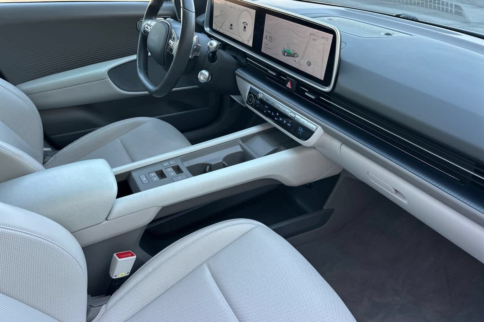 Used 2023 Hyundai Ioniq 6 SEL RWD image 15