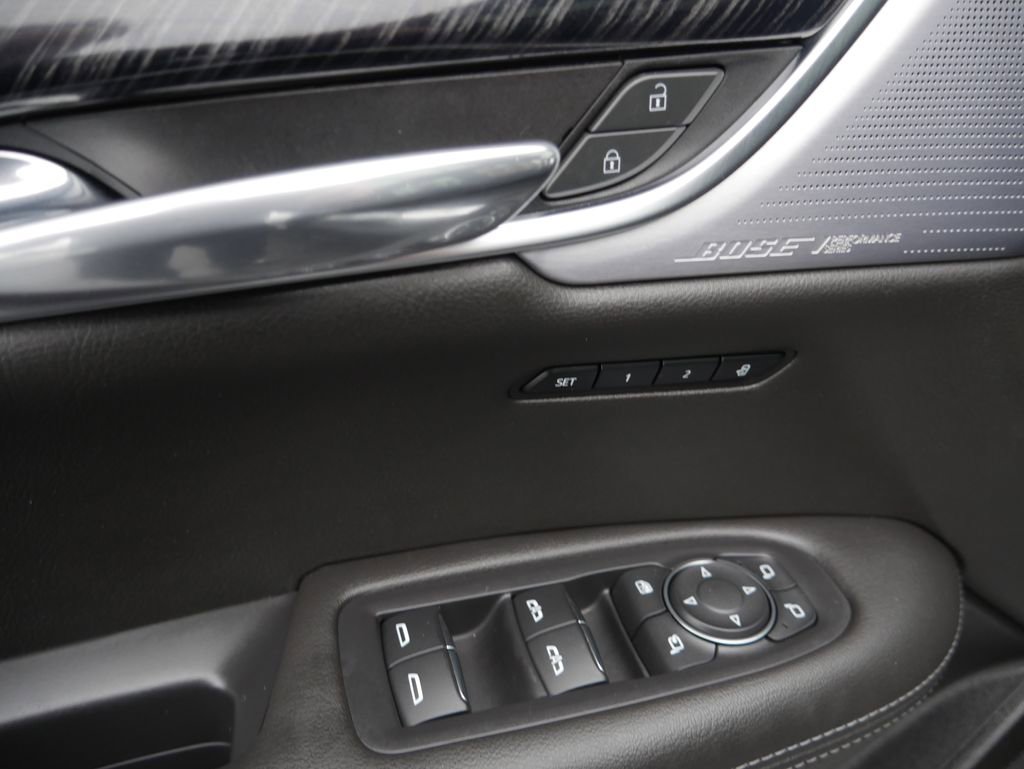 Used 2024 Cadillac XT6 Premium Luxury w/ Technology Package image 19