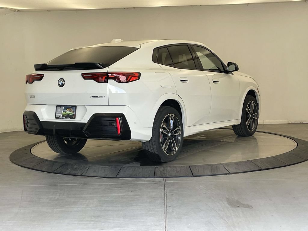 New 2026 BMW X2 xDrive28i w/ Technology Package AWD/4WD image 5
