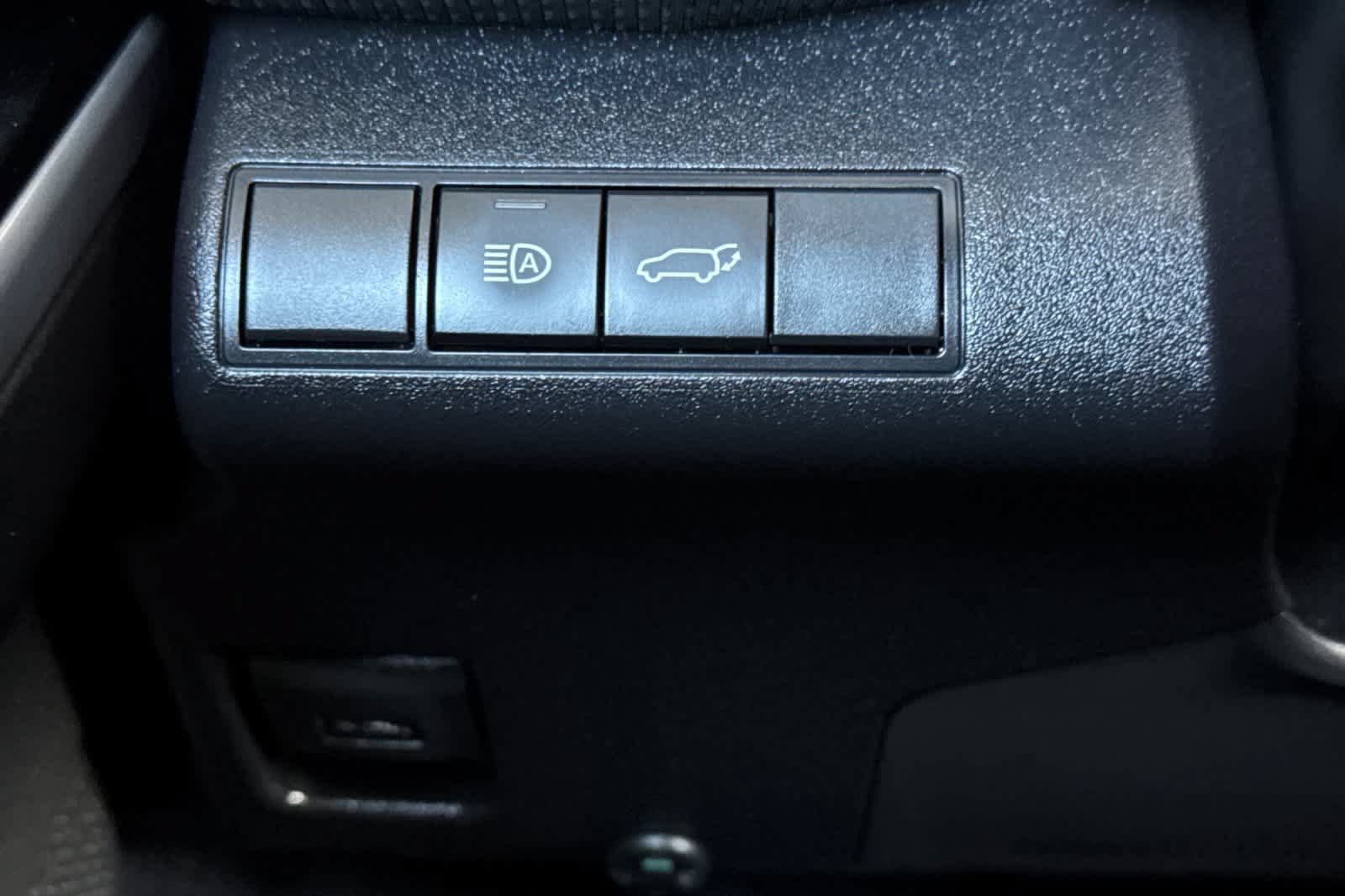Certified 2024 Toyota bZ4X FWD image 29