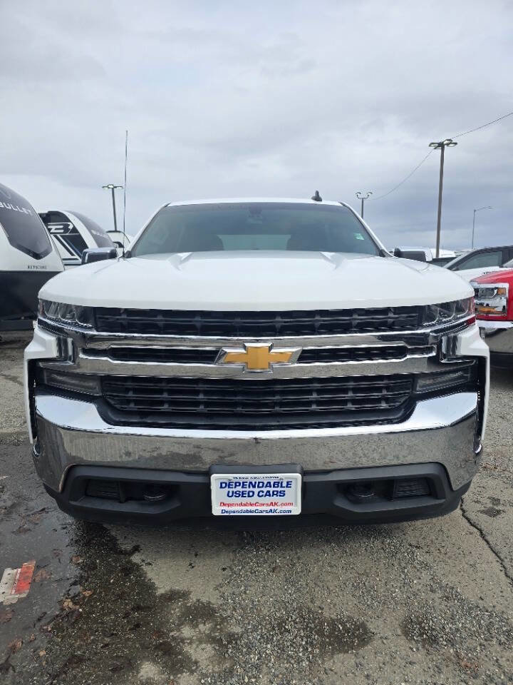 Used 2019 Chevrolet Silverado 1500 LT w/ All-Star Edition AWD/4WD image 3