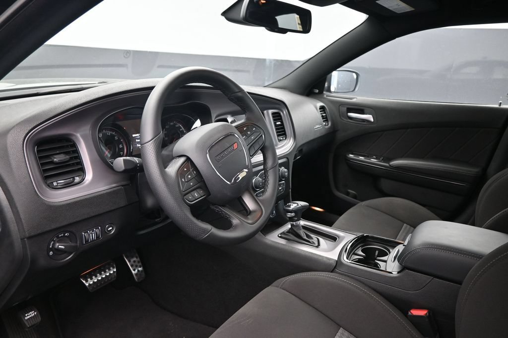 Used 2023 Dodge Charger R/T w/ Blacktop Package RWD image 2