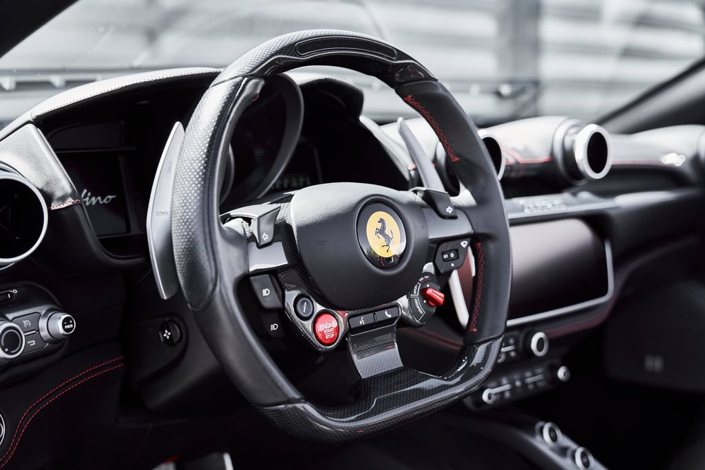 Used 2020 Ferrari Portofino RWD image 41