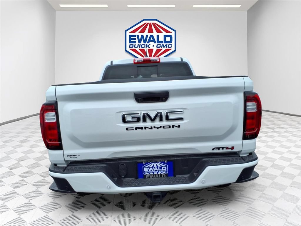 Certified 2026 GMC Canyon AT4 w/ AT4 Premium Package AWD/4WD image 6