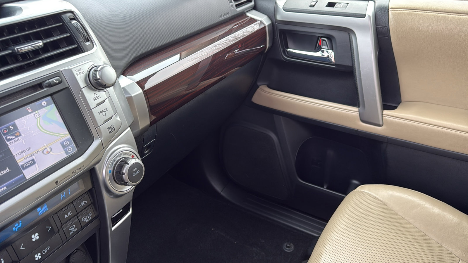 Used 2016 Toyota 4Runner Limited image 25