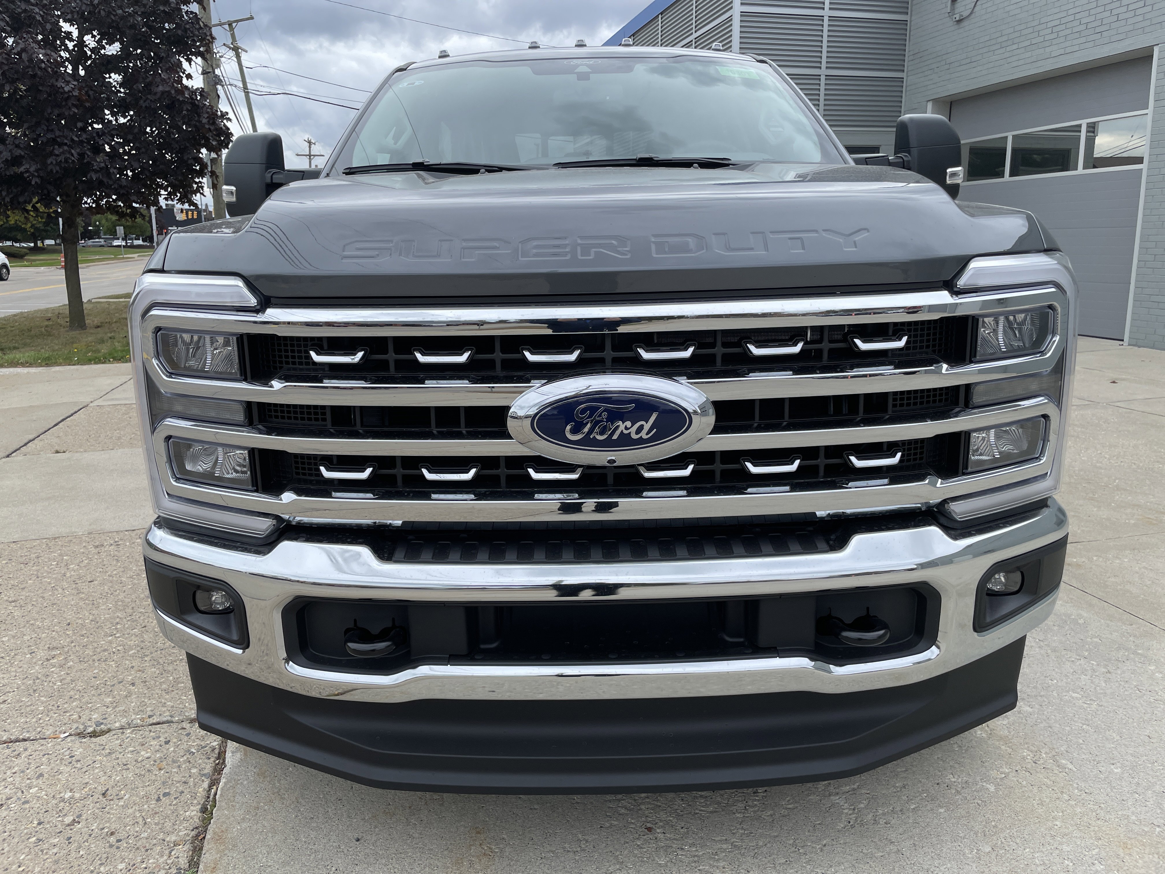 New 2026 Ford F250 4x4 Crew Cab Super Duty image 9