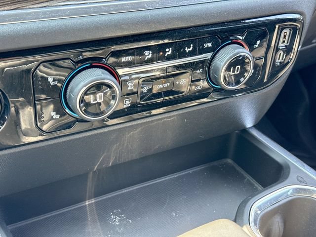 Used 2023 Chevrolet Silverado 1500 RST AWD/4WD image 19