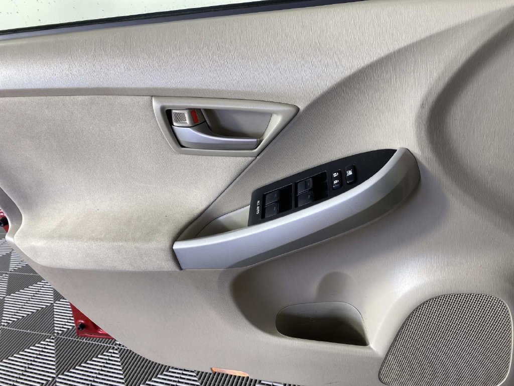 Used 2012 Toyota Prius Two FWD image 21