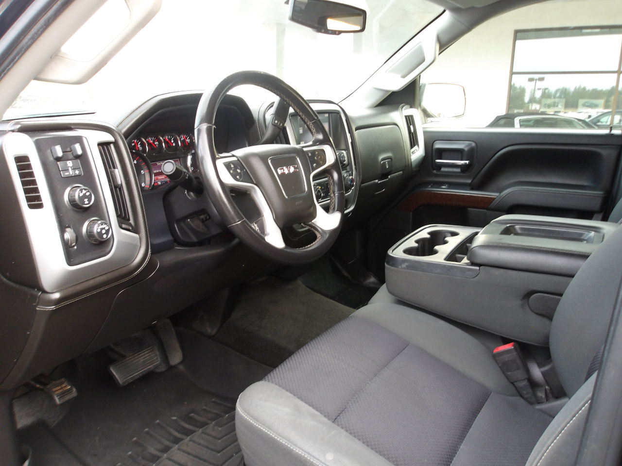 Used 2015 GMC Sierra 2500 SLE image 9