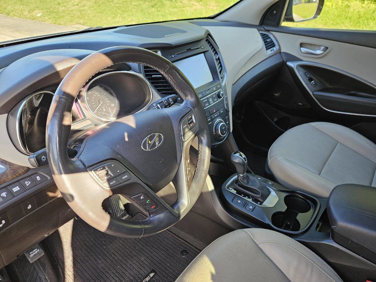 Used 2018 Hyundai Santa Fe Sport FWD image 11