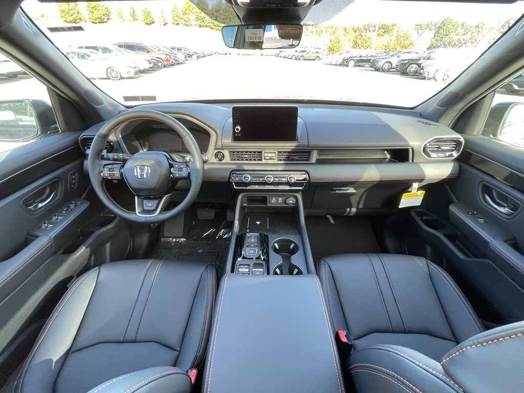 New 2025 Honda Pilot TrailSport image 29