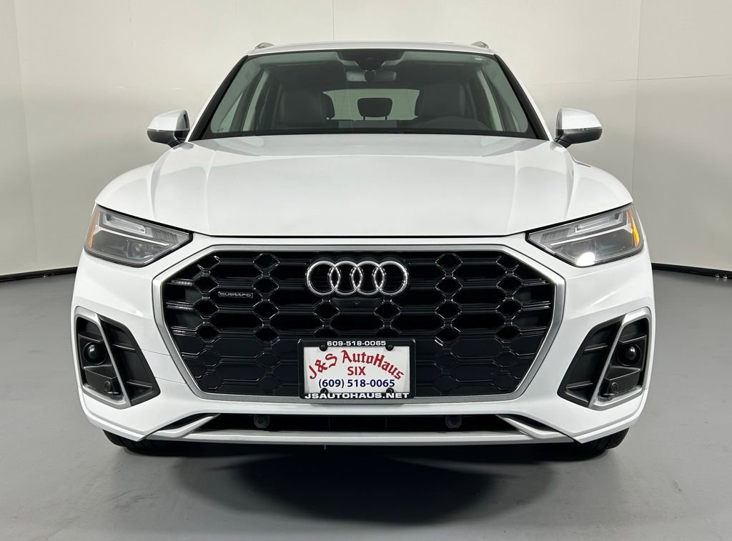 Used 2023 Audi Q5 2.0T Premium Plus w/ Premium Plus Package image 2