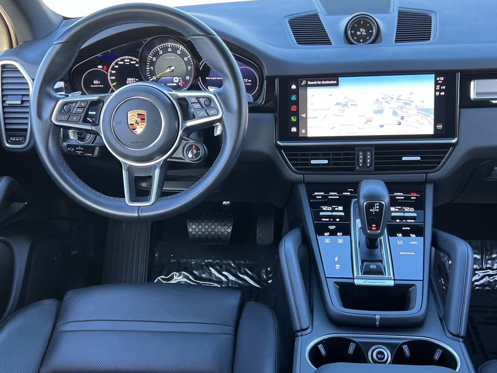 Certified 2022 Porsche Cayenne Platinum Edition image 15