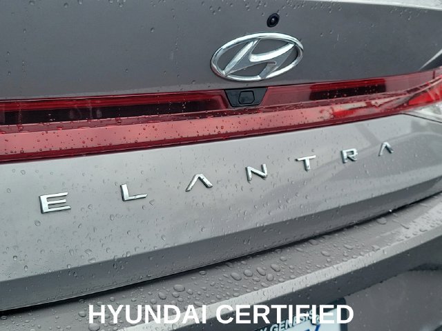 Certified 2023 Hyundai Elantra SEL FWD image 7