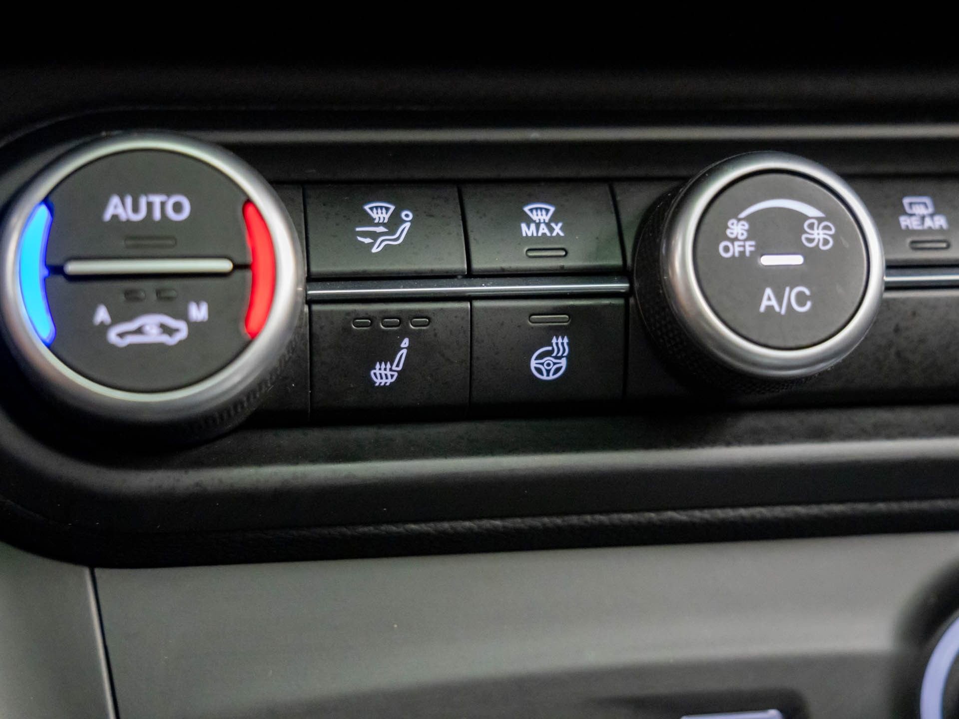 Used 2024 Alfa Romeo Stelvio Quadrifoglio w/ Active Assist Plus Package image 30