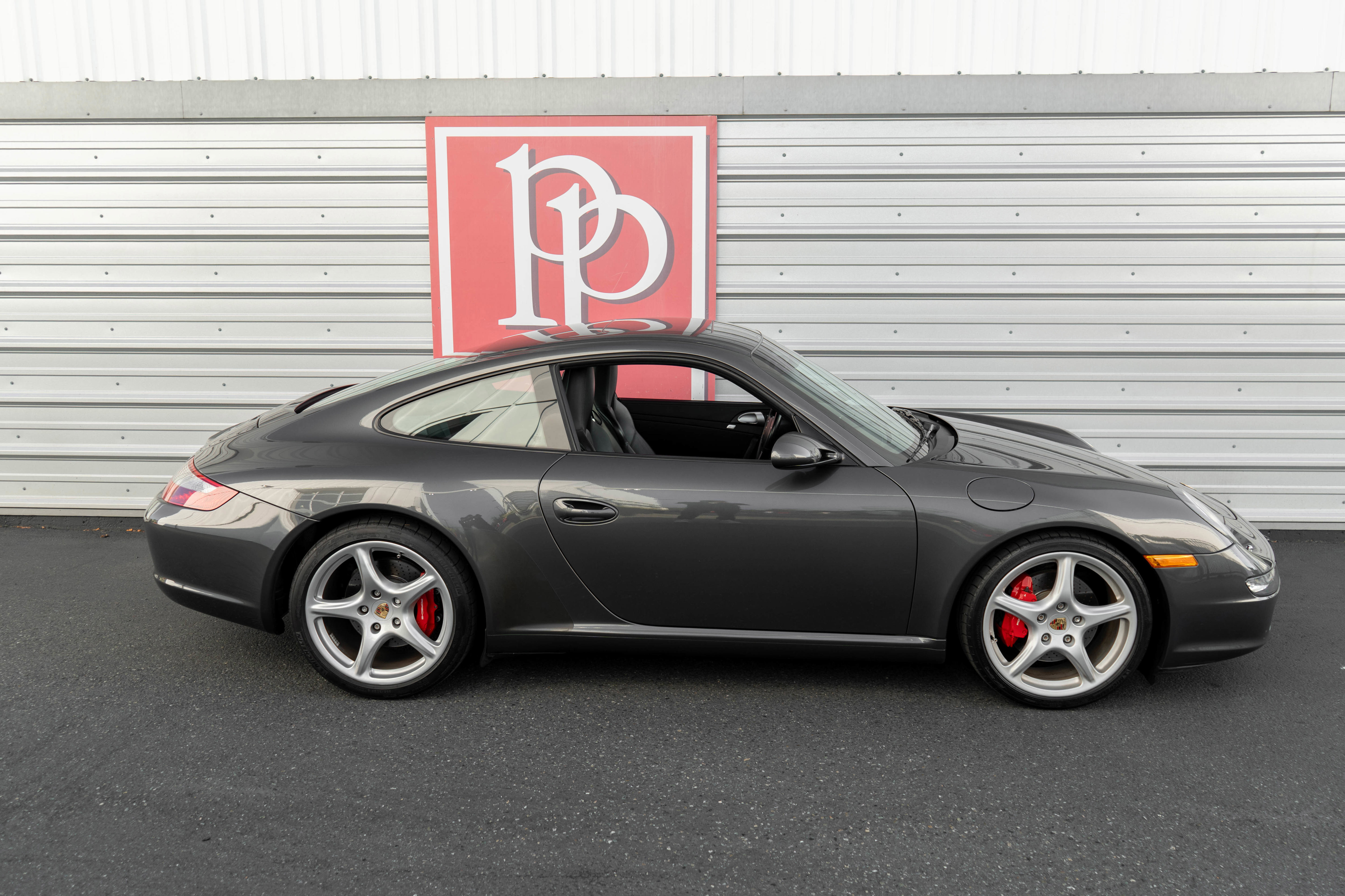 Used 2006 Porsche 911 Carrera S RWD image 43