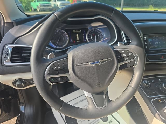 Used 2016 Chrysler 200 Limited w/ Convenience Group FWD image 14