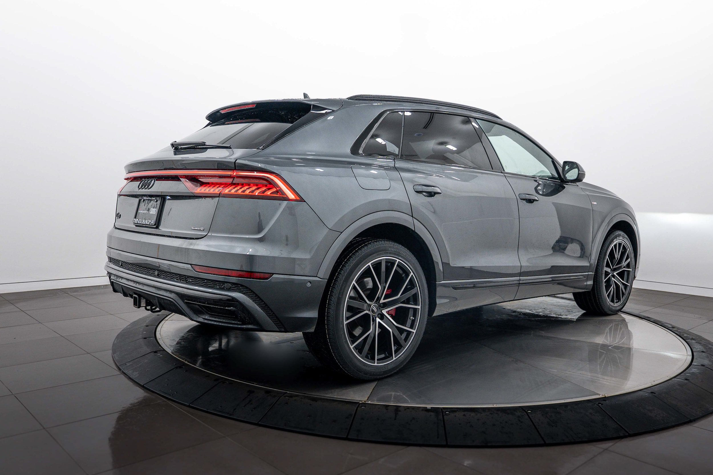 Certified 2023 Audi Q8 Prestige w/ Prestige Package AWD/4WD image 4