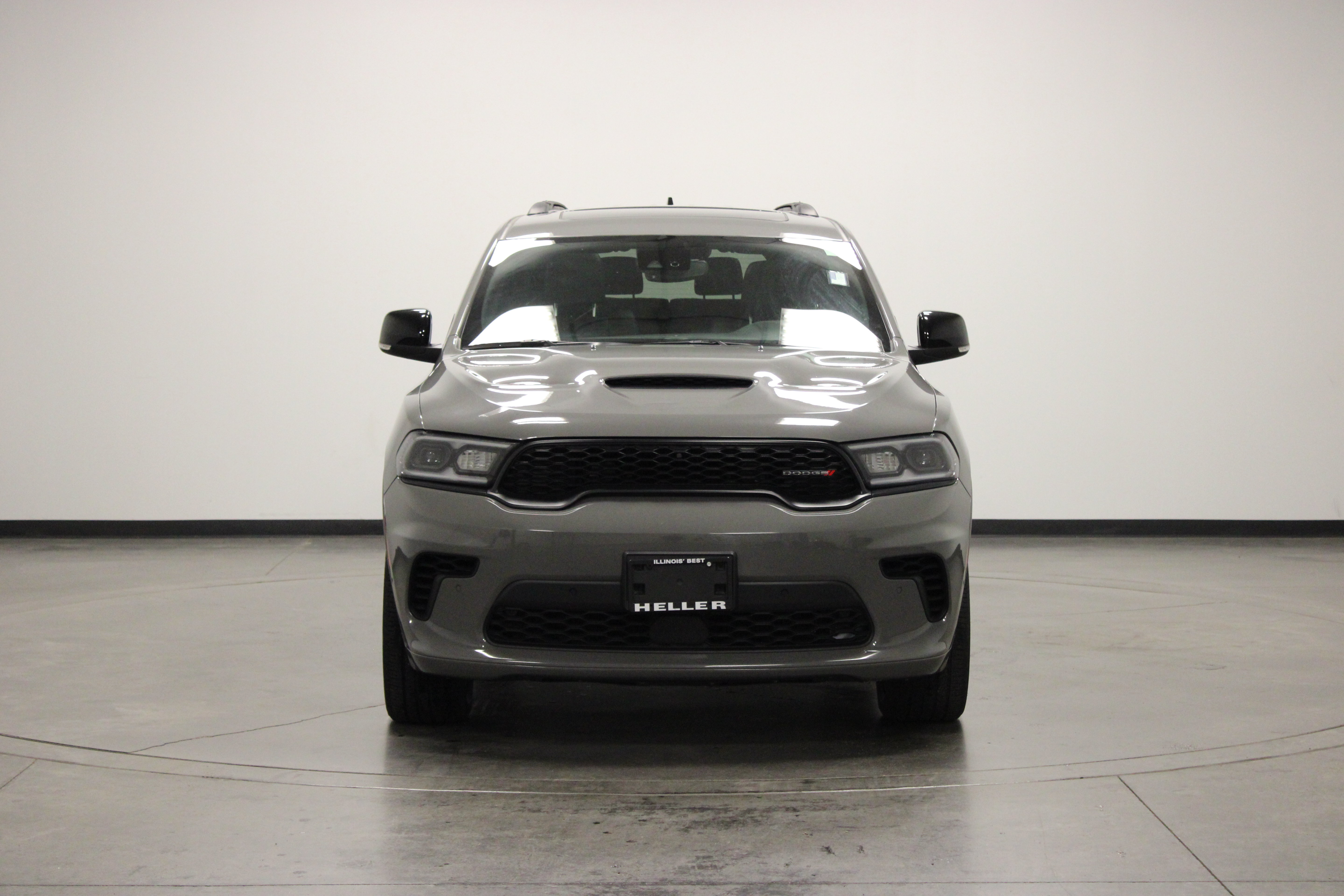 Used 2025 Dodge Durango R/T AWD/4WD image 3