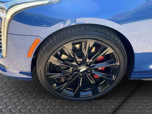 Used 2022 Cadillac CT4 V w/ Technology Package AWD/4WD image 10