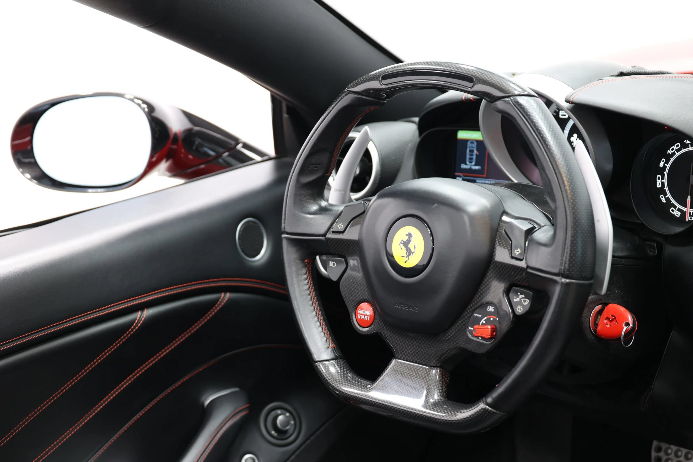 Used 2017 Ferrari California T RWD image 81