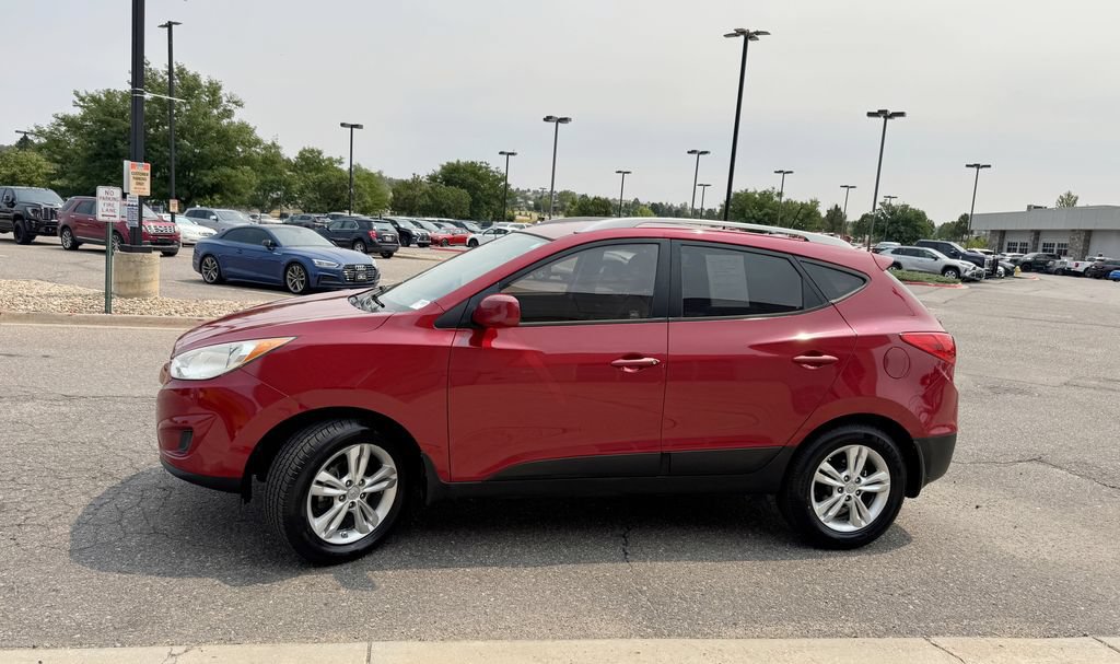 Used 2011 Hyundai Tucson GLS FWD image 6