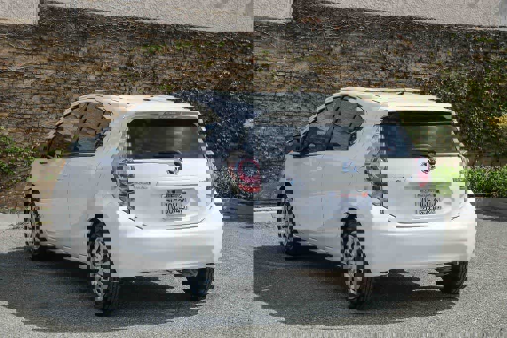 Used 2013 Toyota Prius C Two image 9