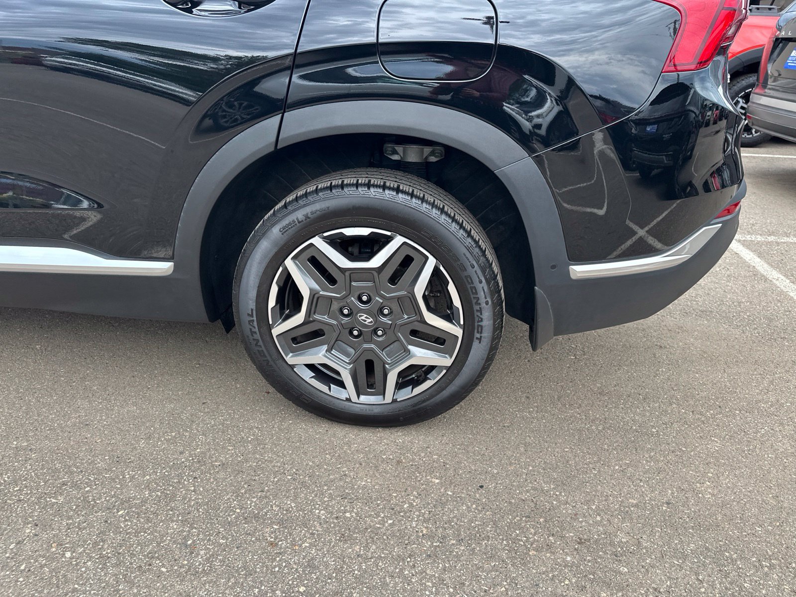 Used 2023 Hyundai Santa Fe Limited AWD/4WD image 9